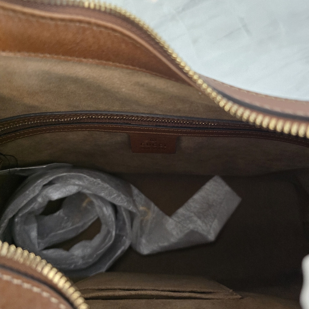 Gucci GG Supreme Beige and Brown Shoulder Bag - Picture 8 of 15